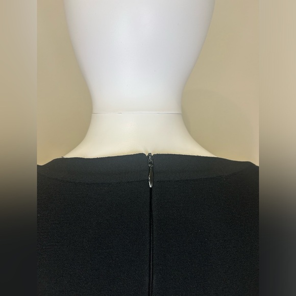 Black Alaïa Quarter Sleeve Top - Picture 4 of 11